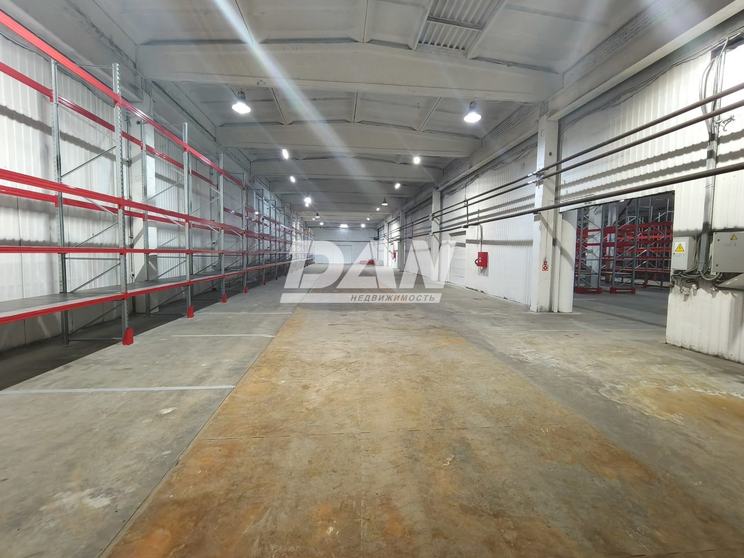 Склад 7468 м²