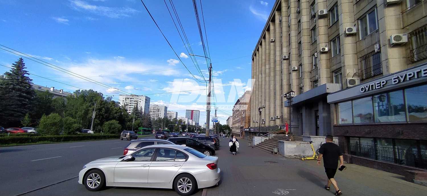 Помещение свободного назначения 405,6 м²